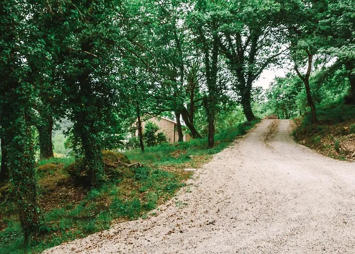 Parulia Country House